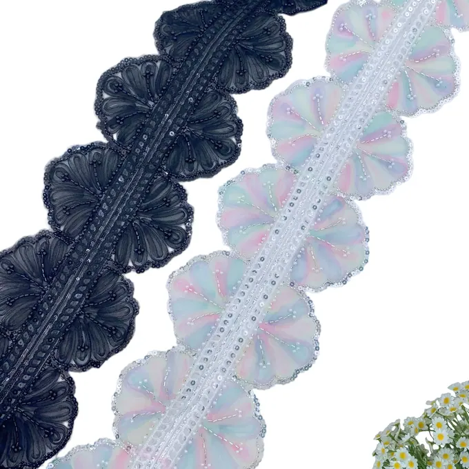 Scalloped corded beaded trim · MET-1025 — product view