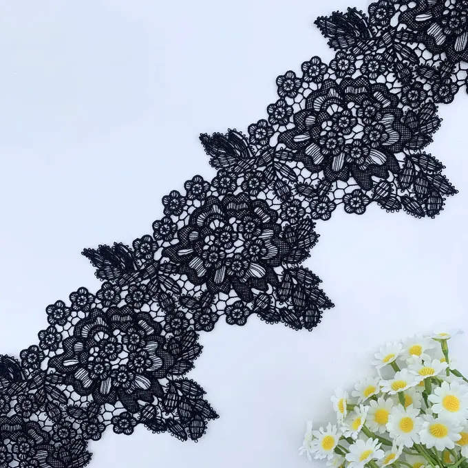 Black floral scalloped lace · MET-3001 — product view