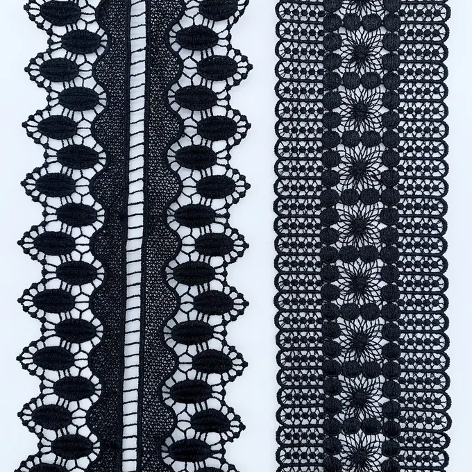 Black geometric openwork lace · MET-3004 — product view