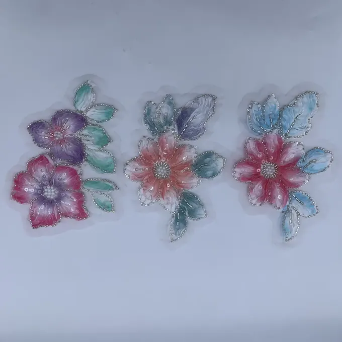 Two-flower stem appliqué · MET-4051 — product view