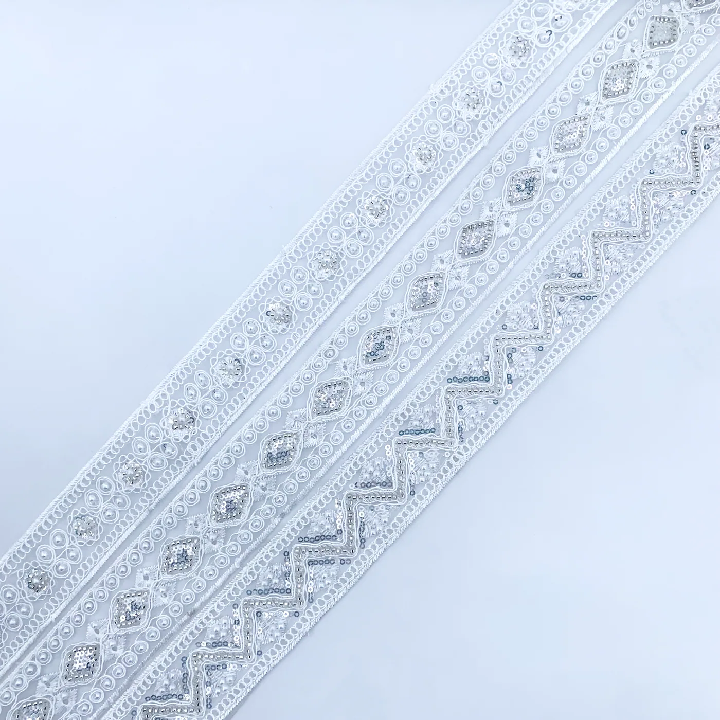 White beaded trim collection · MET-6001 — product view