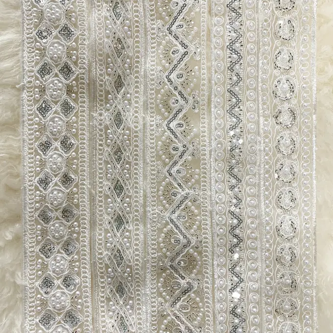 White beaded trim collection · MET-6008 — product view