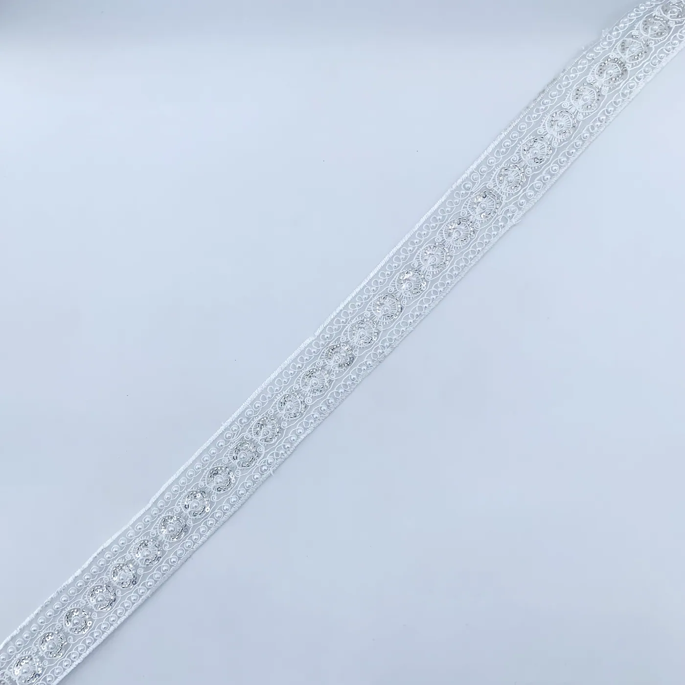 White beaded trim · MET-6009 — product view