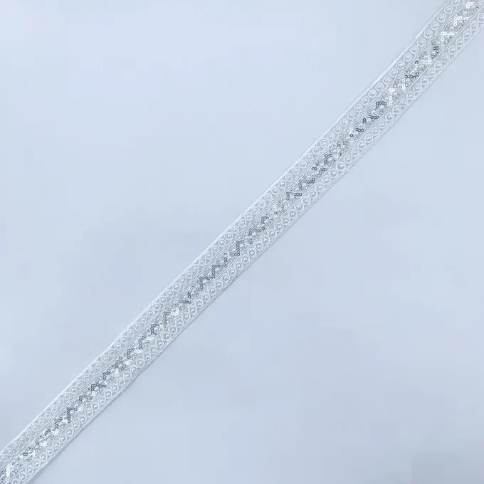 White beaded trim · MET-6013 — product view