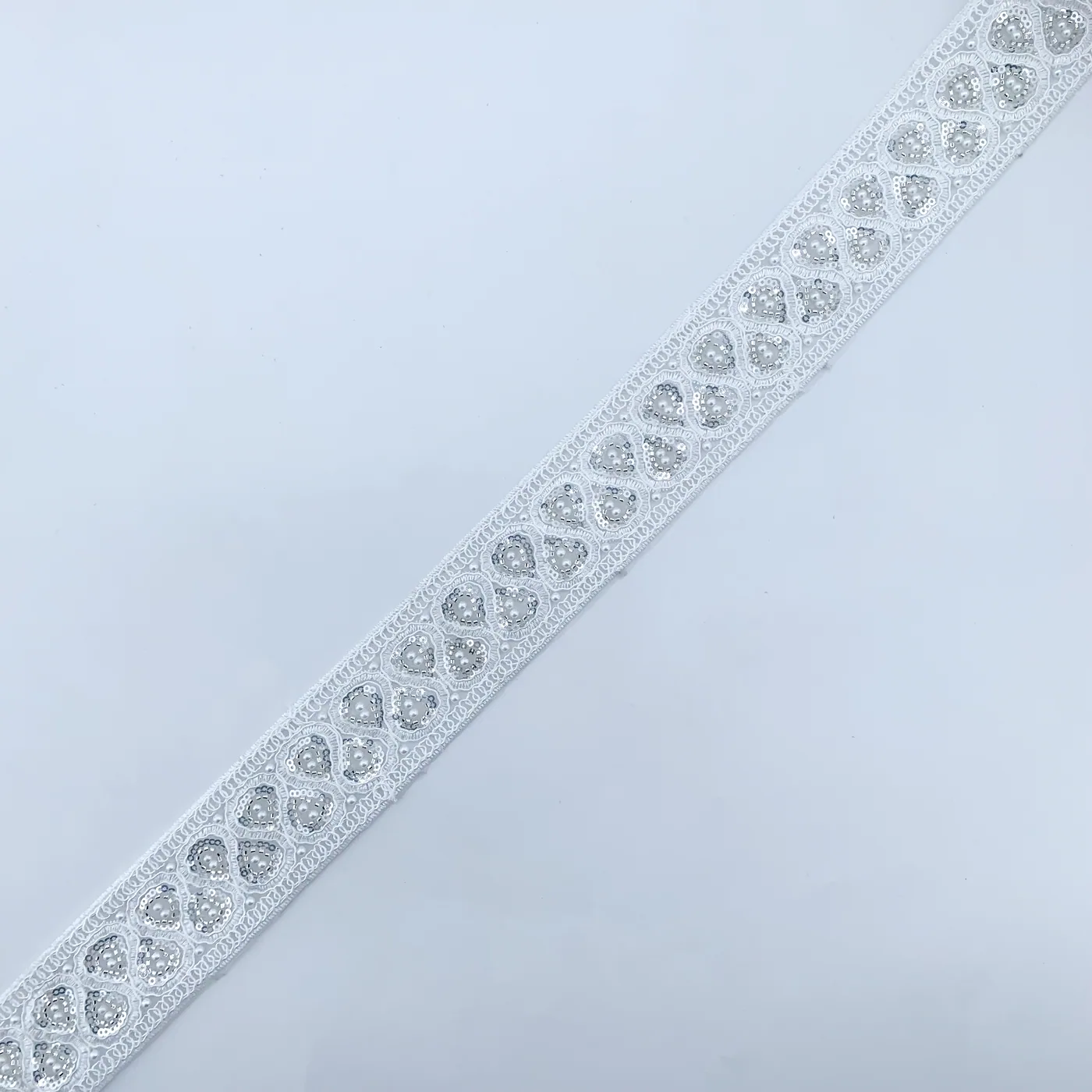 White beaded trim · MET-6015 — product view