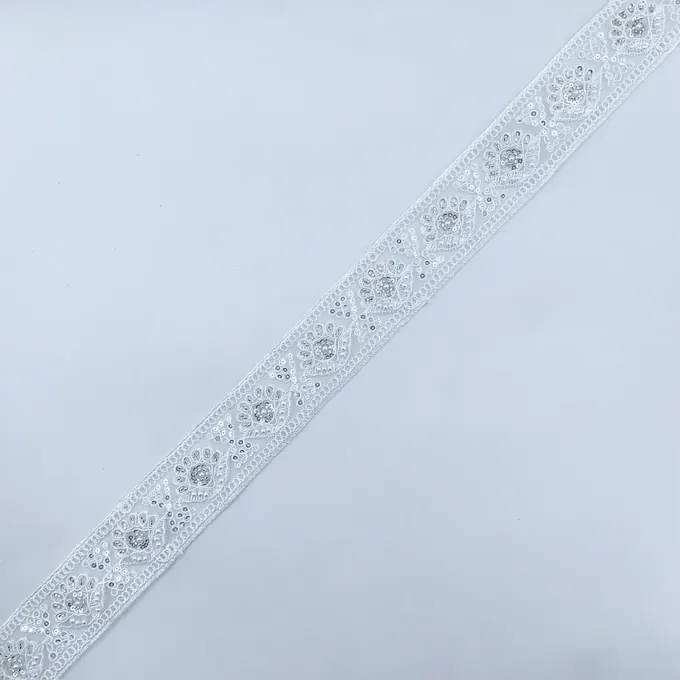 White beaded trim · MET-6016 — product view