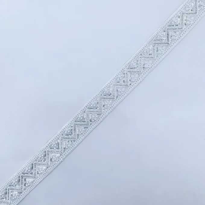 White beaded trim · MET-6017 — product view