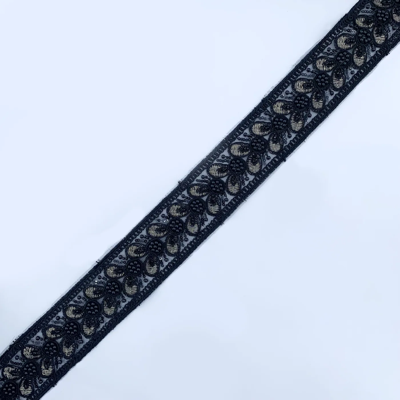 Black and gold beaded trim · MET-6030 — product view