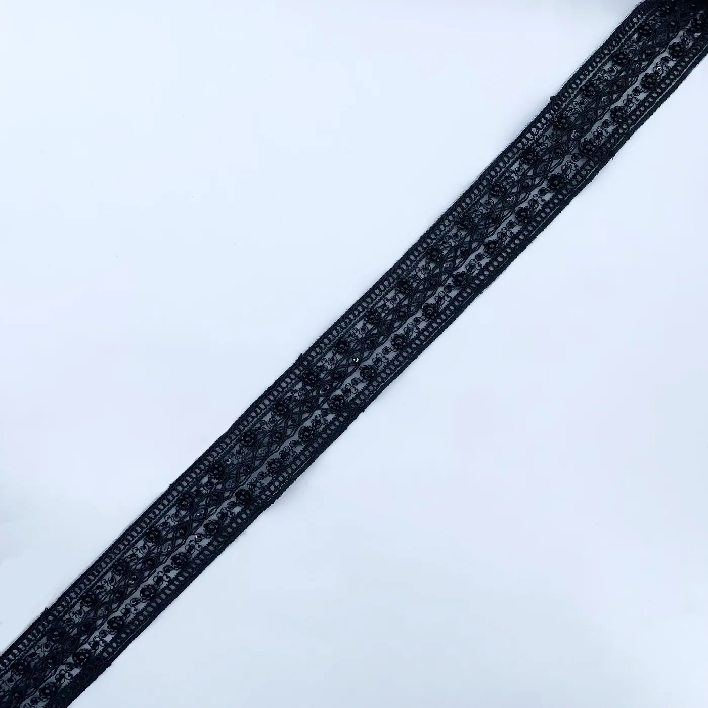 Black beaded trim · MET-6050 — product view