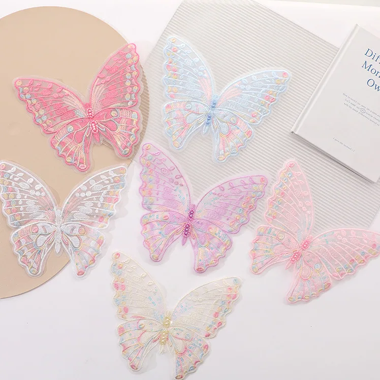 Single-layer embroidered butterfly appliqué · MET-8018 — product view