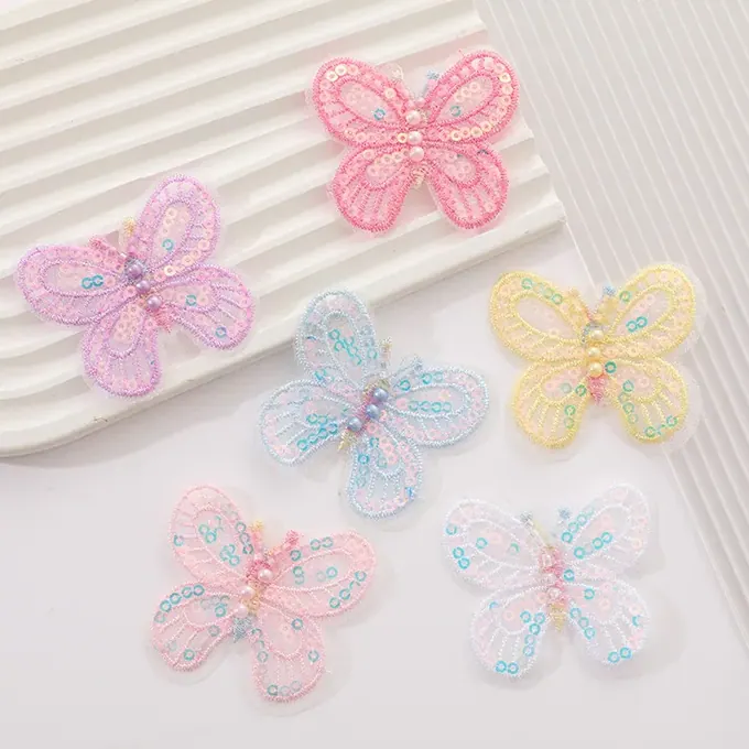Single-layer embroidered butterfly appliqué · MET-8026 — product view