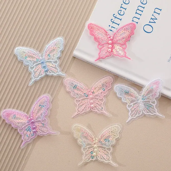 Single-layer embroidered butterfly appliqué · MET-8028 — product view