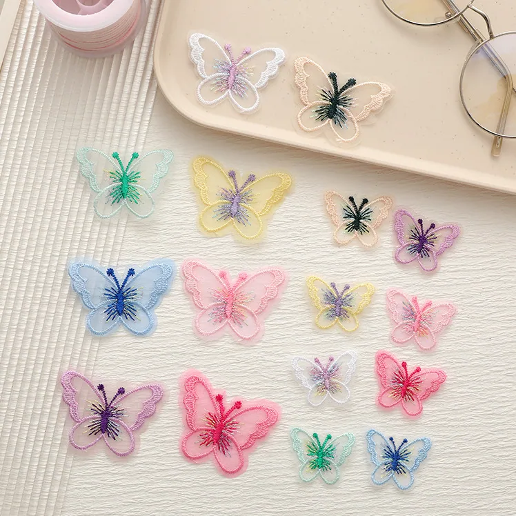 Single-layer embroidered butterfly appliqué · MET-8039 — product view