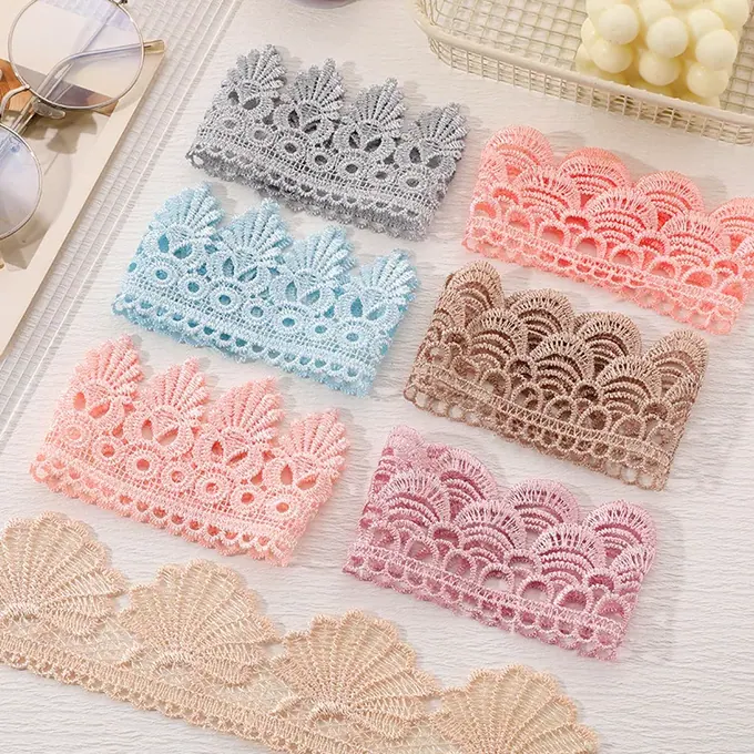 Floral embroidered trim · MET-8054 — product view