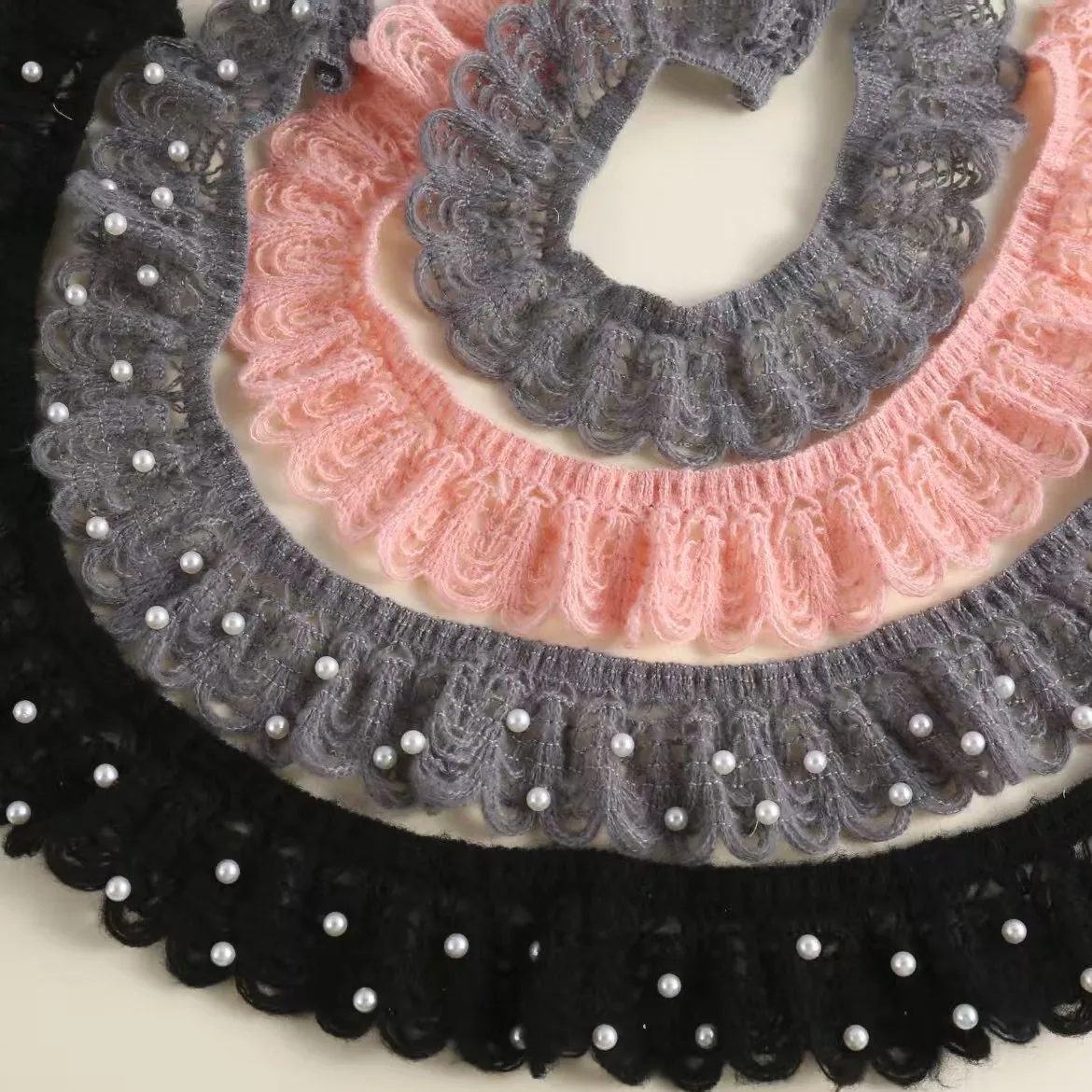 Ruffled decorative trim · MET-8057 — product view